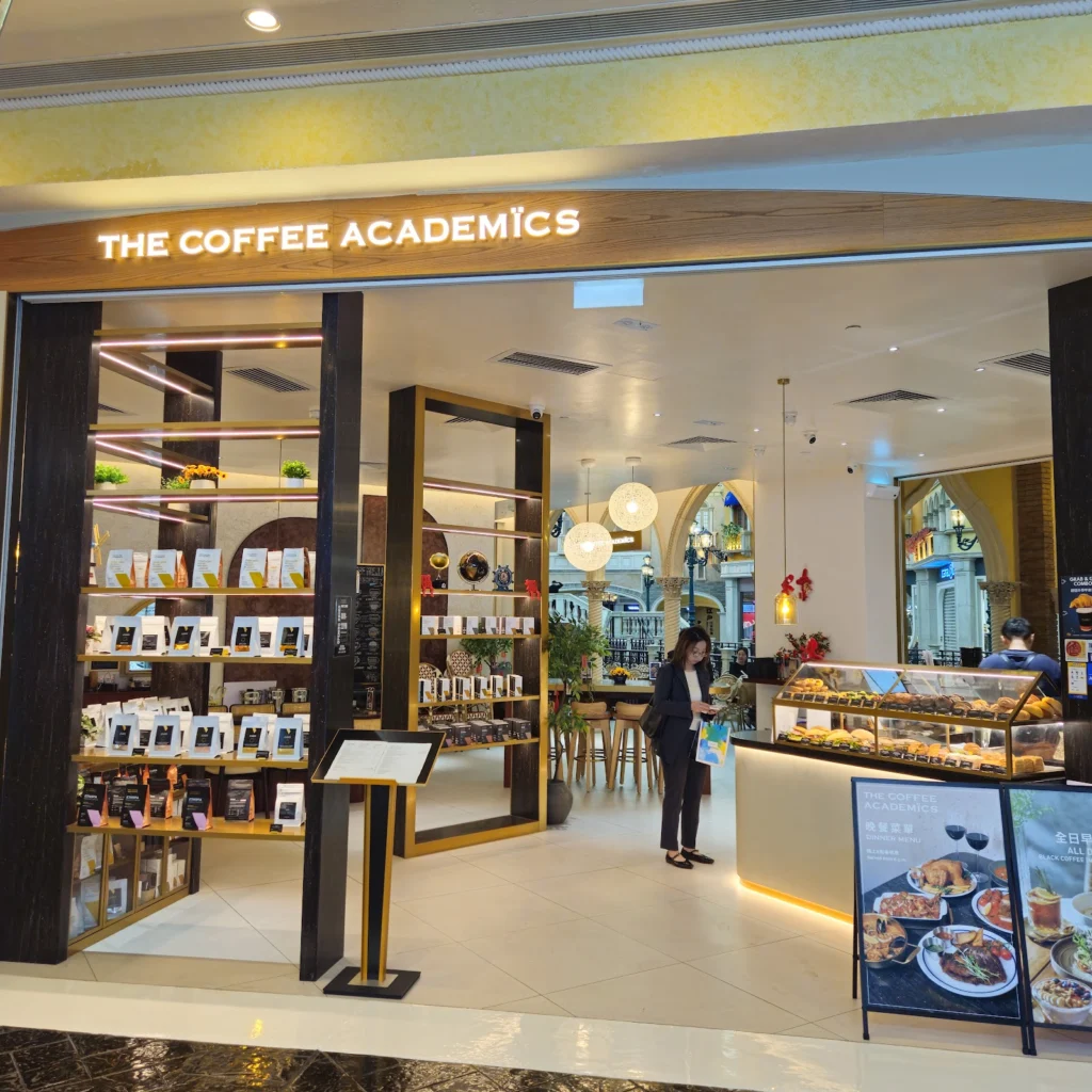 THE COFFE ACADEMICS 입구 사진 THE COFFE ACADEMICS 입구 사진